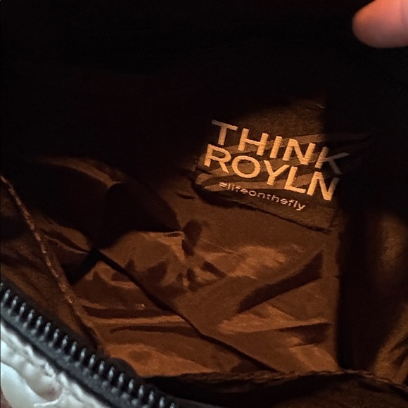 THINK ROYLN the “Kelsie” bag in silver! - Picture 7 of 8